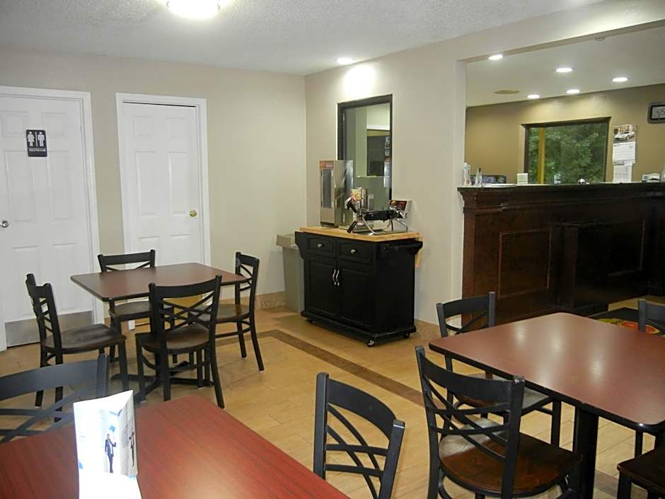 Super 8 by Wyndham Cincinnati OH