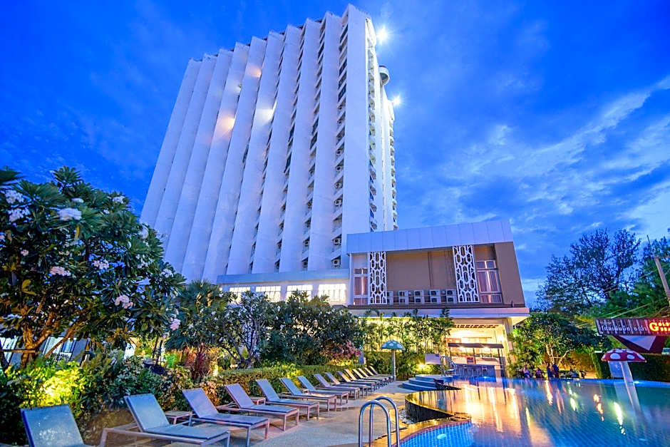 Golden Beach Cha-Am Hotel