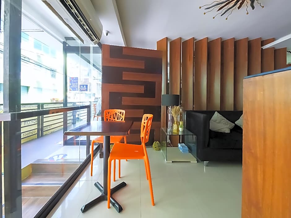 Capital O 860 Nest Nano Suites Makati – Makati, NY