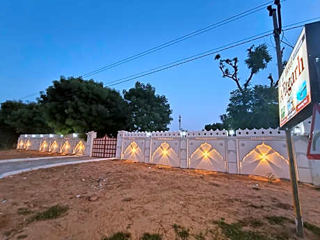 Hotel Ajitgarh