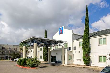 Motel 6 New Braunfels