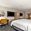 Holiday Inn Express Hotel & Suites Lincoln-Roseville Area By IHG