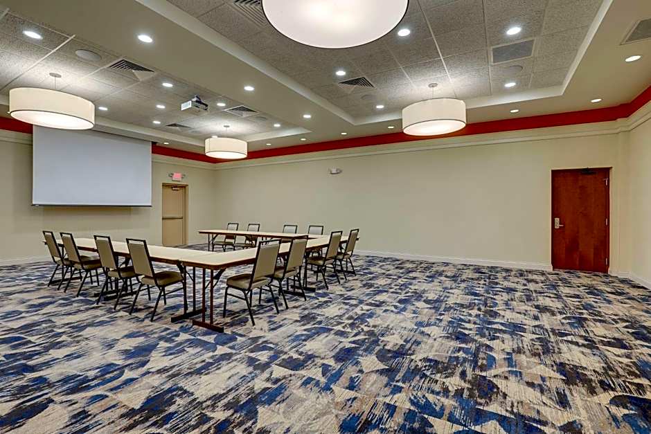 DRURY INN & SUITES MT VERNON