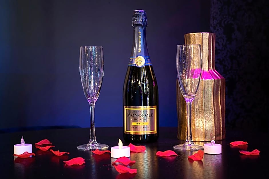 Sweet SECRET'S JACUZZI