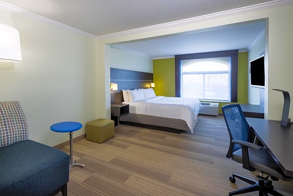 Holiday Inn Express Coventry S - West Warwick Area By IHG