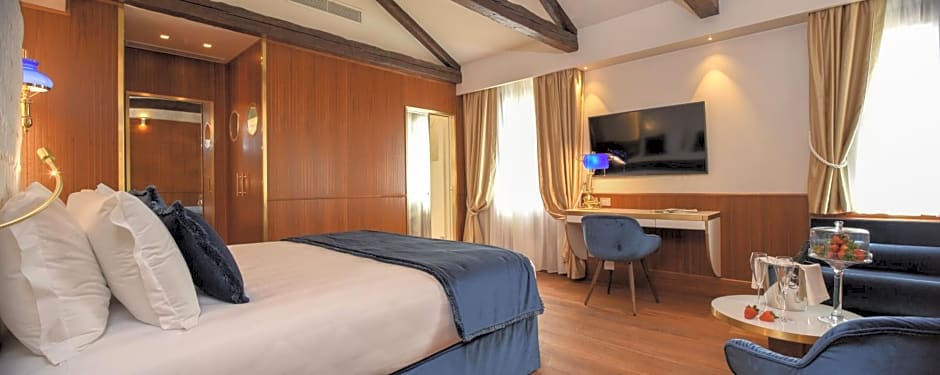 Santa Croce Boutique Hotel