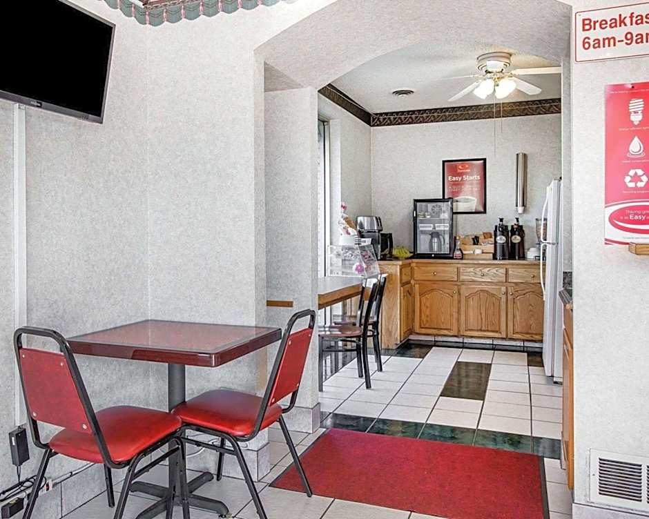 Econo Lodge McDonough