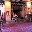 THE SARACENS HEAD INN