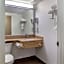 Econo Lodge Inn & Suites Downtown