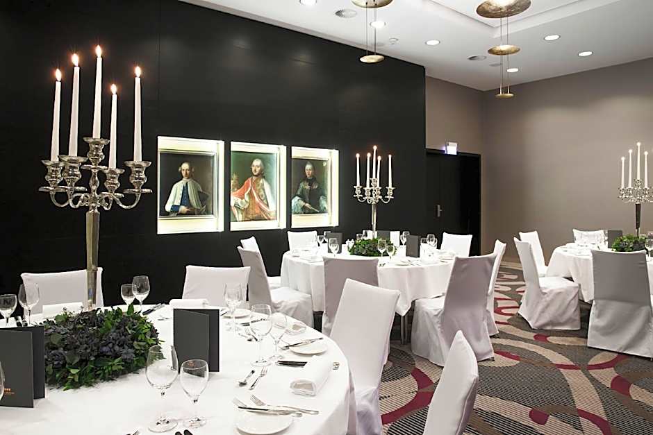 Hotel Maximilian’s