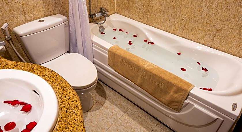 Thanh Lich Hue Hotel