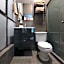 104 Location 2Bdrm 2bath AC apt Fits 8 Rooftop