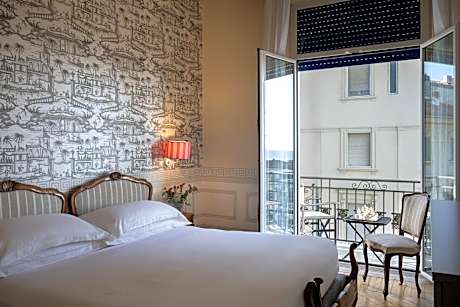 Double or Twin Room with Balcony