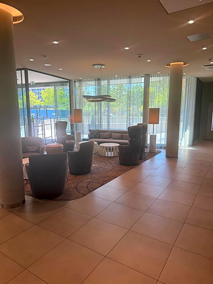 Hampton by Hilton Frankfurt Airport