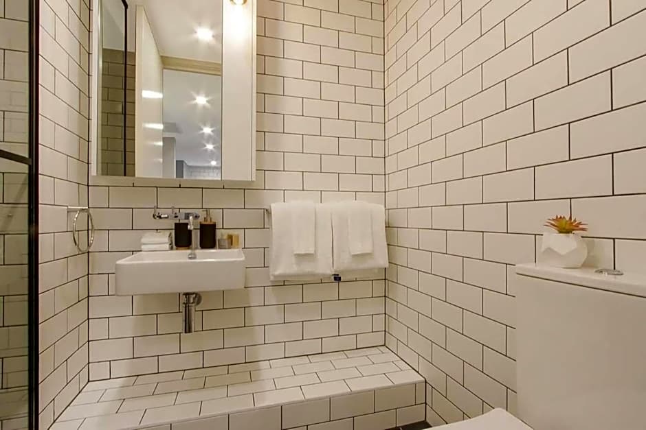 Accommodate Canberra - The Prince