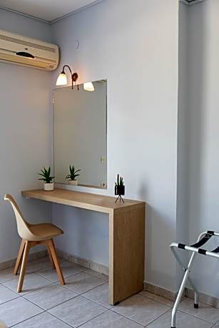 Triple Room with Pool View