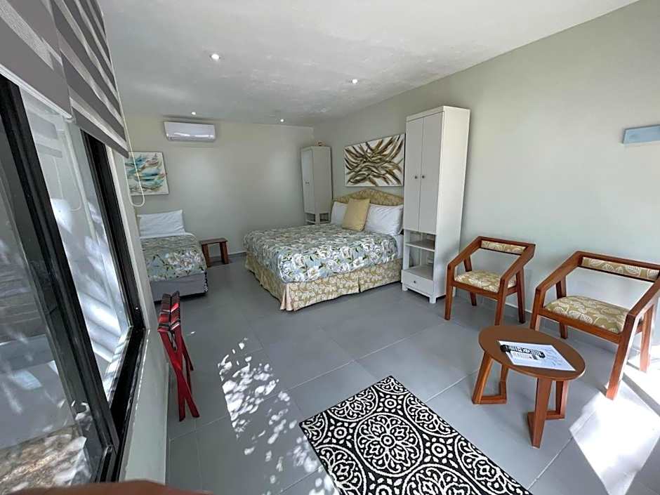 The Blue Eco Lodge