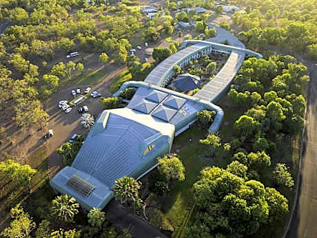 Mercure Kakadu Crocodile Hotel