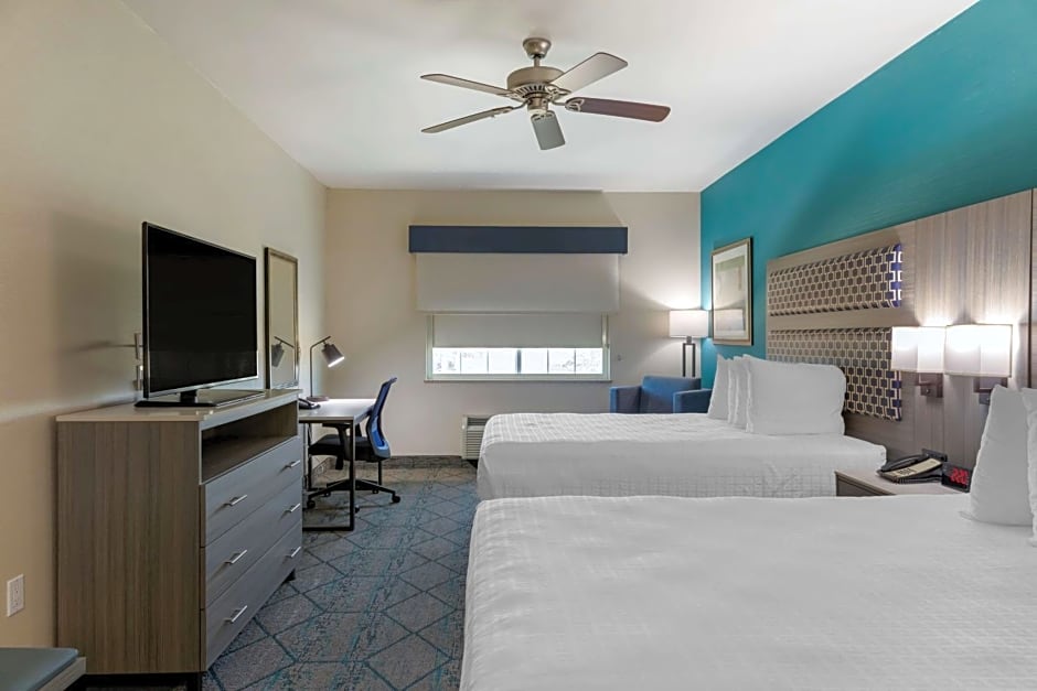 Best Western Plus Wasco Inn & Suites