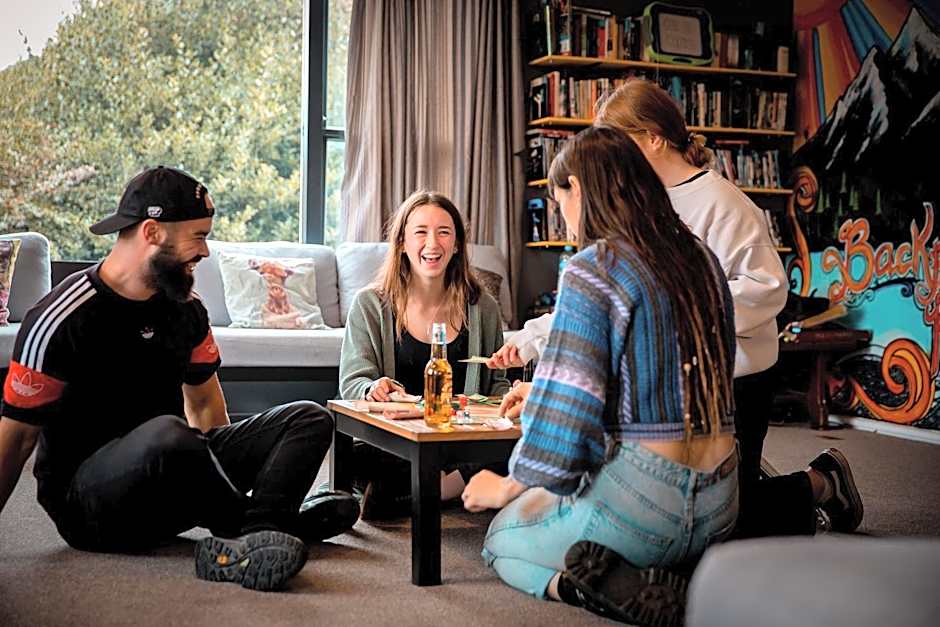 The Black Sheep Backpackers