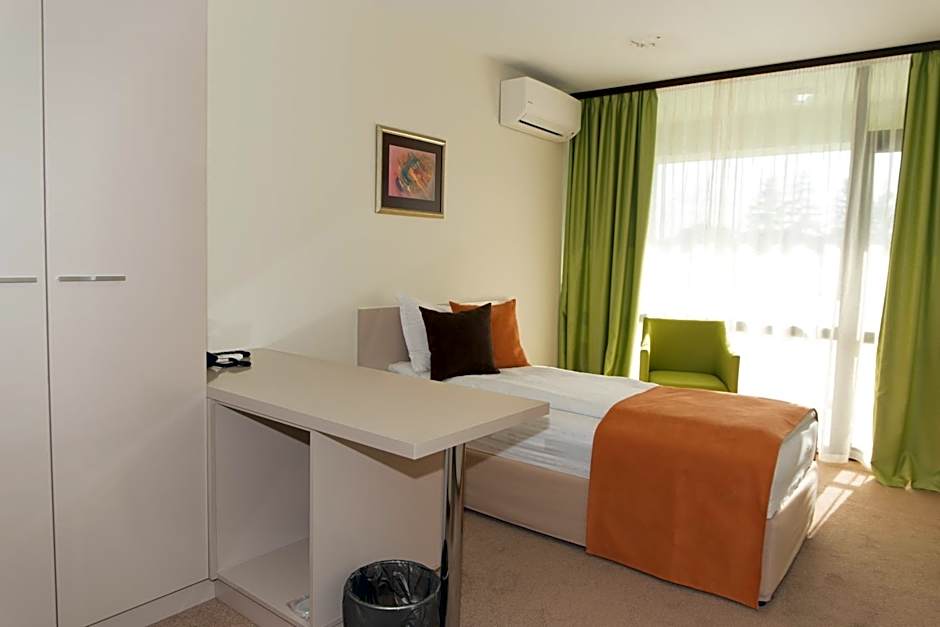 Hotel-Clinic Dr. Gechevi