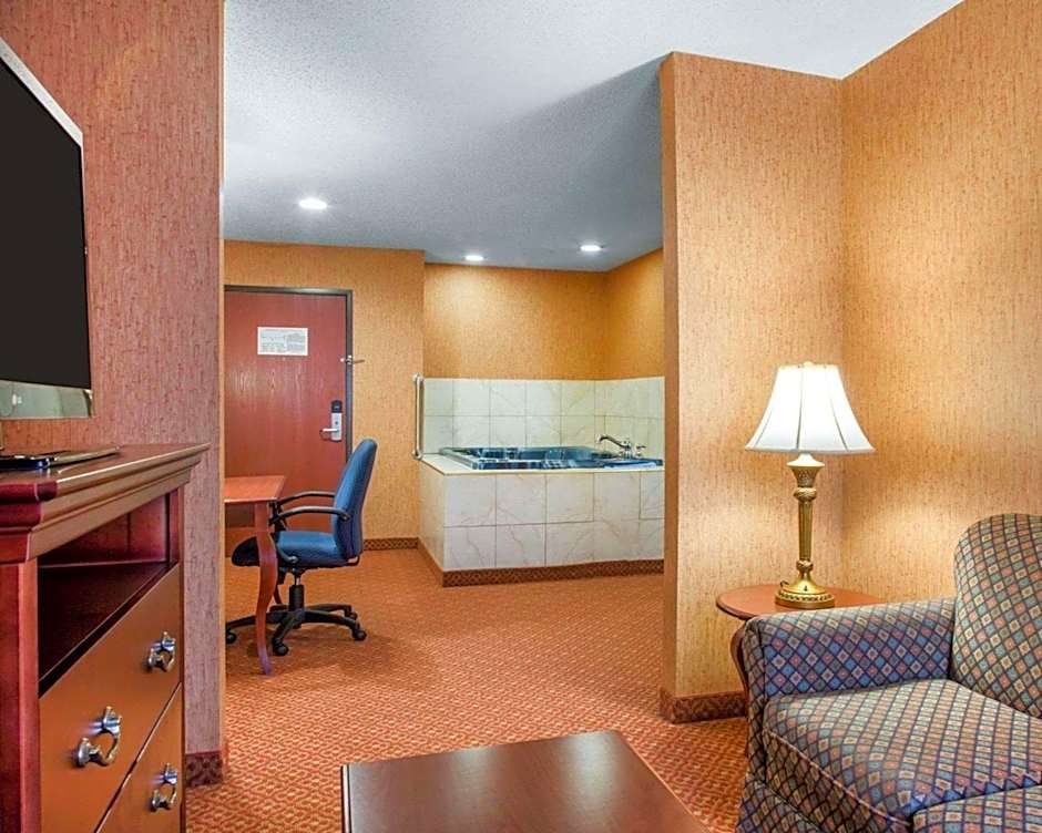 Quality Inn & Suites Meriden