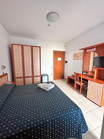 Economy Double or Twin Room