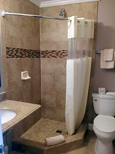 Lotus of Lompoc - A Great Hospitality Inn