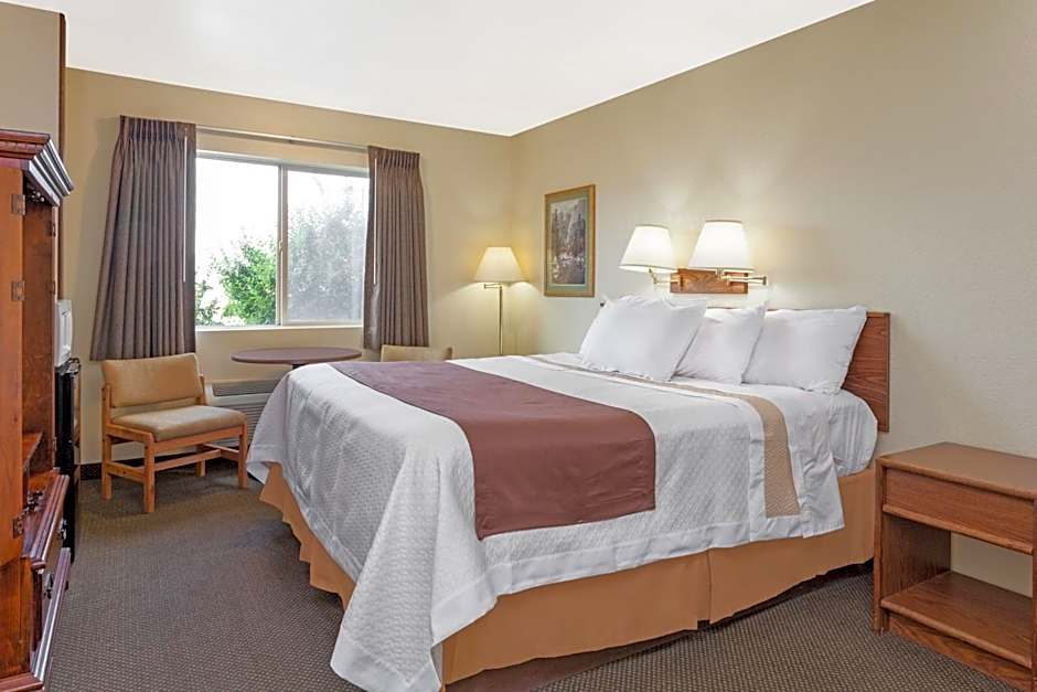Days Inn by Wyndham Missoula Airport