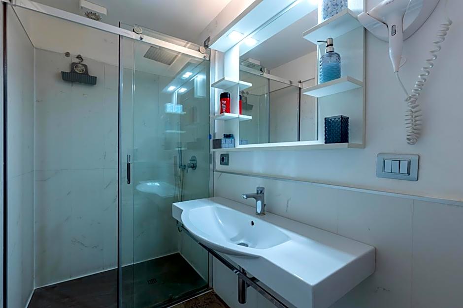 Il Tesoro Smart Suite & SPA