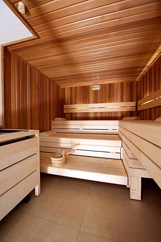 ARBOR Hotel & Apartments