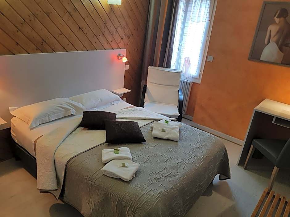 Logis hôtel restaurant les Carillons