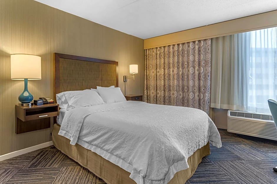 Hampton Inn Green Bay Downtown