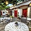 Las Mariposas Hotel & Studios