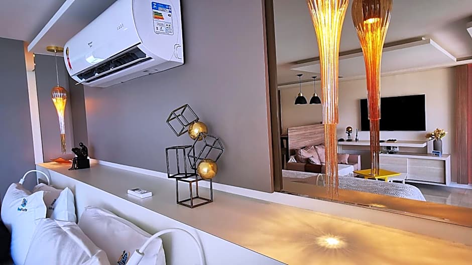 Seaflats Iate Plaza Hotel