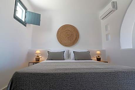 Premium One-Bedroom House with Sea View