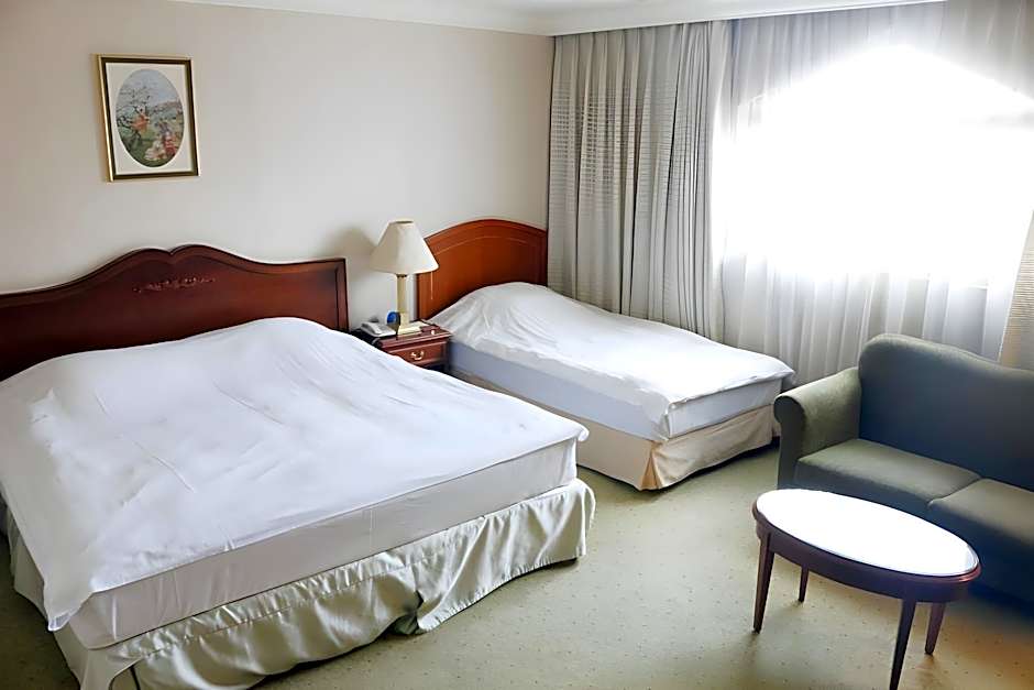 Onyang Hot Spring Hotel 