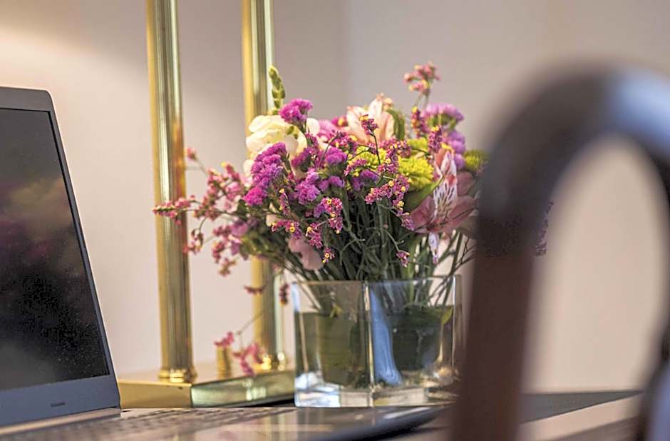 Cyan Americas Towers Hotel