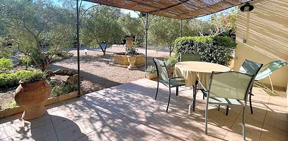 Domaine Au Coeur des Alpilles