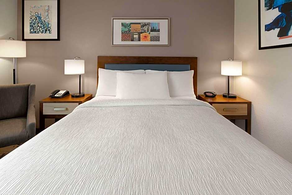 Wingate by Wyndham Marion