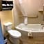 HomeStay Inn & Suites Edinburg