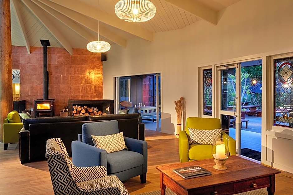 Awaroa Lodge