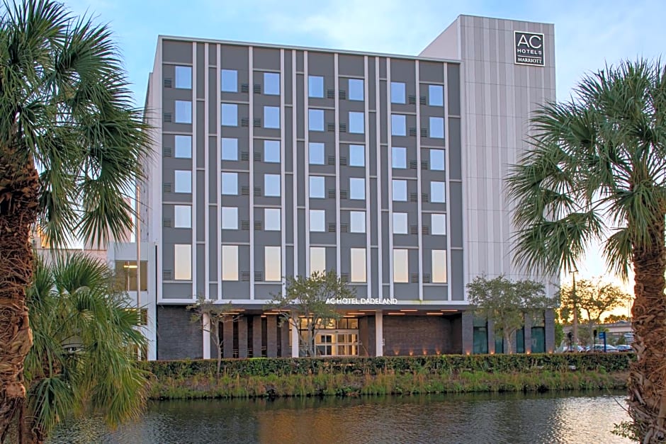 AC Hotel by Marriott Miami Dadeland