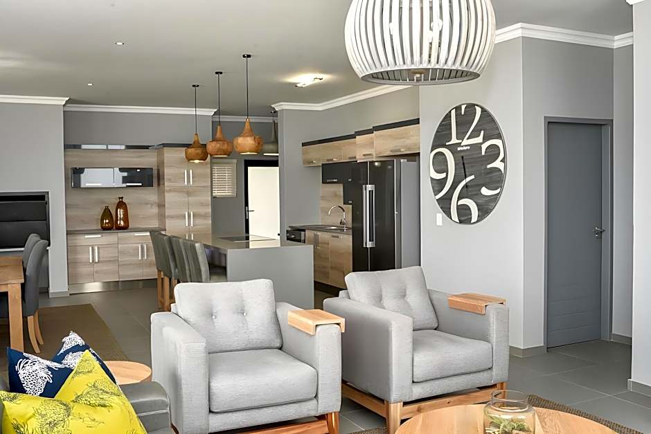 Photo 1 of 4 of Penthouse