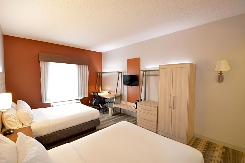 Holiday Inn Express Toledo-Oregon, an IHG Hotel