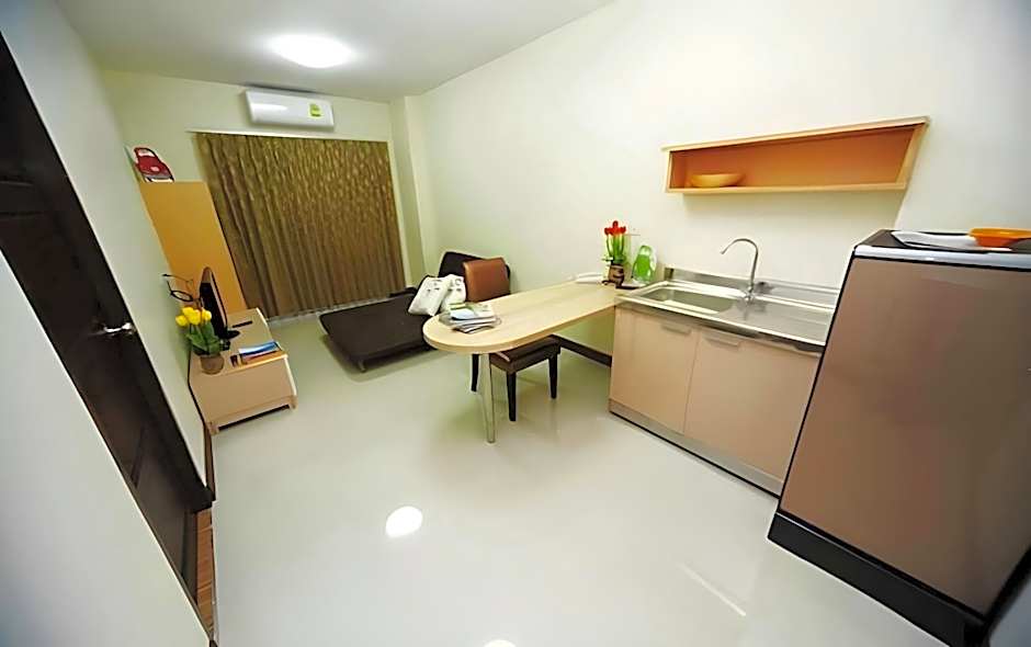 Central Place Serviced Apartment