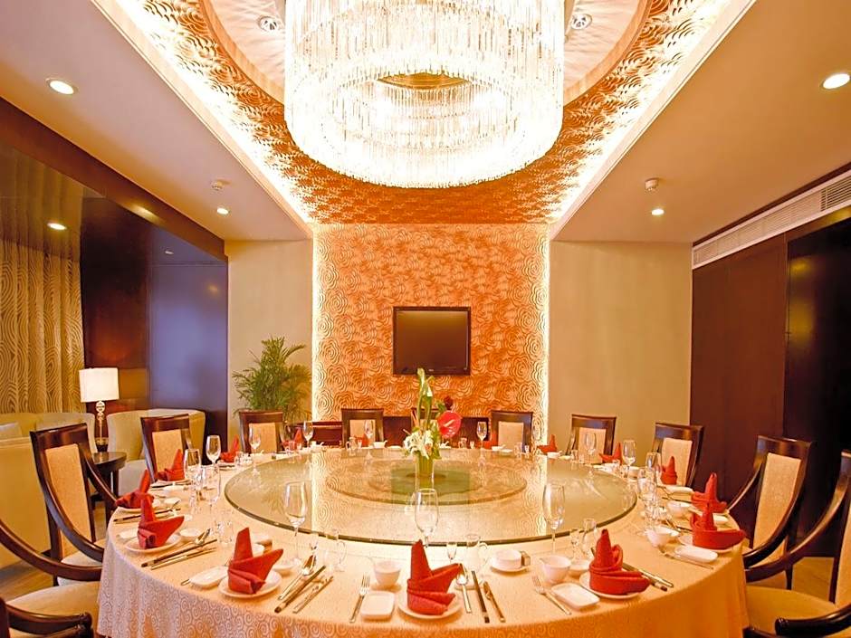 Cenbest Jinling Grand Hotel