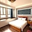 Holiday Suites Hotel & Spa