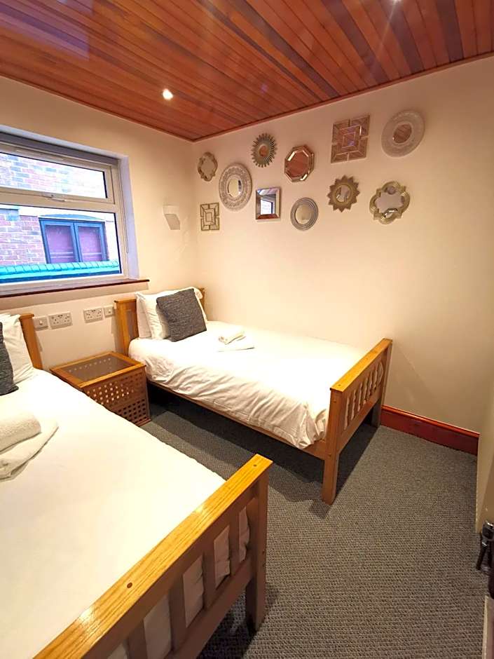 The Elmsleigh Suite at Claremont Hotel