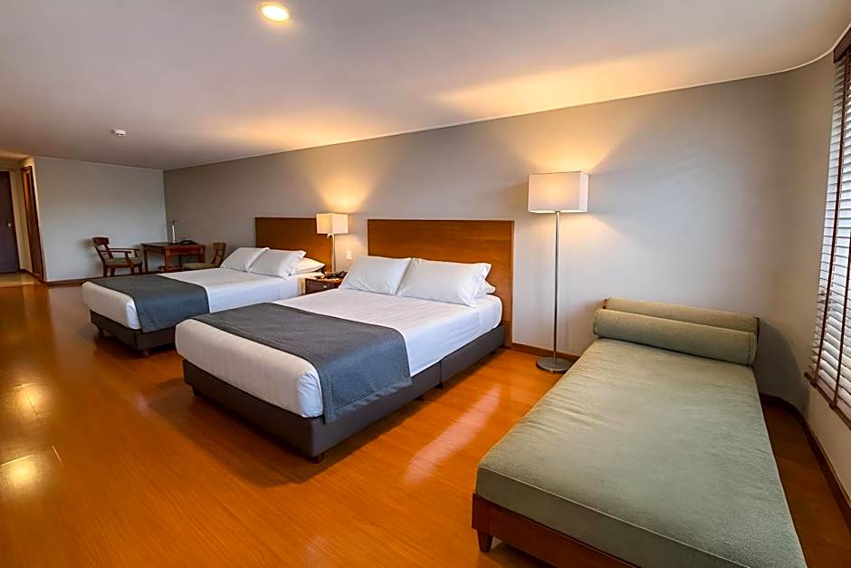 Hotel Estelar Suites Jones